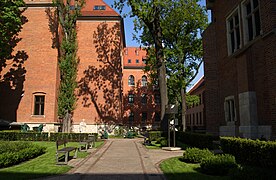Jagiellonian University, Professor's Garden, 17 Jagiellonska street, Old Town, Krakow, Poland.jpg