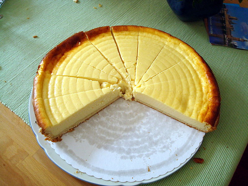 File:Käsekuchen.JPG