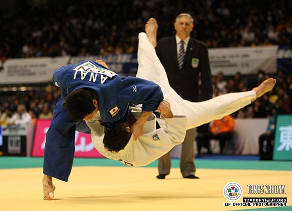 Takamasa Anai takes down his opponent during the Grand Slam Tokyo.