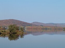 Lac Saint-Charles.JPG