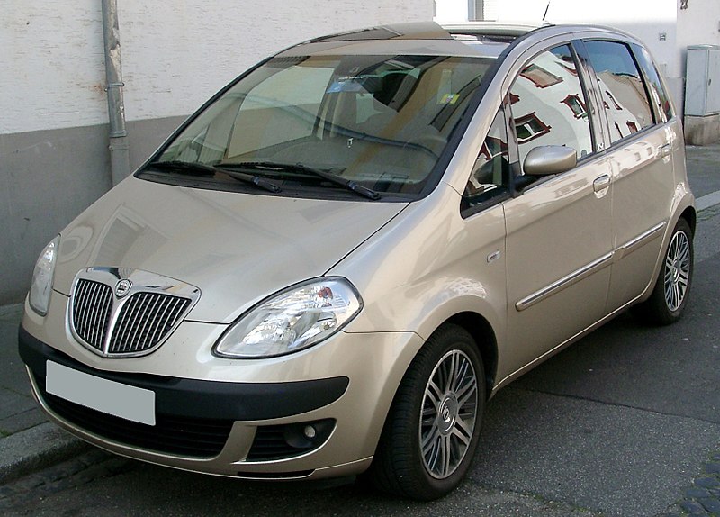 Lancia Musa 1.4 Argento (10/2007 - 07/2010): prezzo e scheda tecnica 