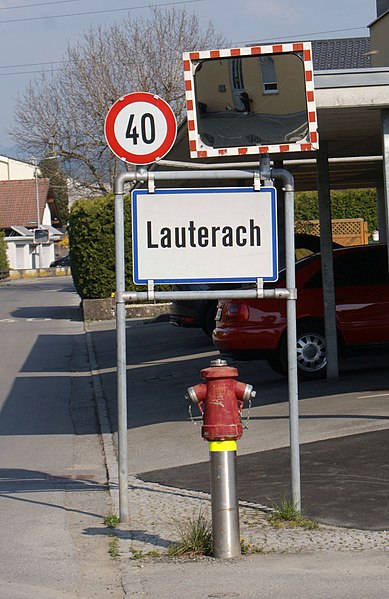 File:Lauterach-town sign-01ASD.jpg