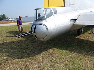 Boeing B-17: Geschichte, Die Sektionen des Flugzeuges, Die B-17-Besatzung – Aufgaben und Ausrüstung