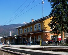 Der Bahnhof Liezen vor dem Umbau des Bahnhofs mit Abbruch des Aufnahmsgebäudes