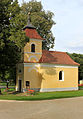 Čeština: Kaple sv. Floriána na návsi v Lochousicích English: Chapel in Lochousice, Czech Republic.