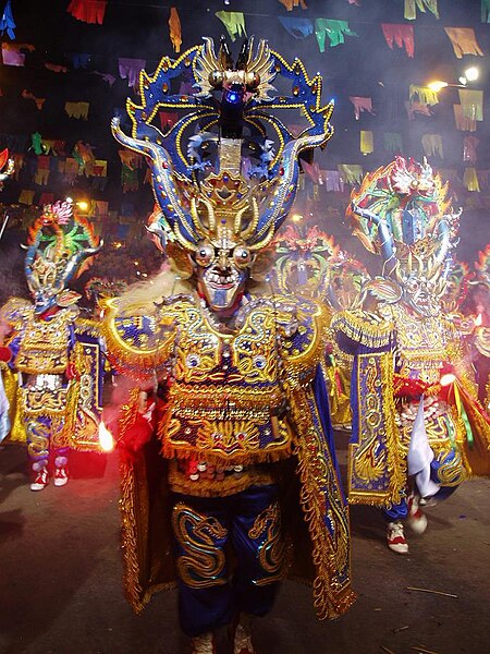 File:Lucifer del carnaval de Oruro.JPG