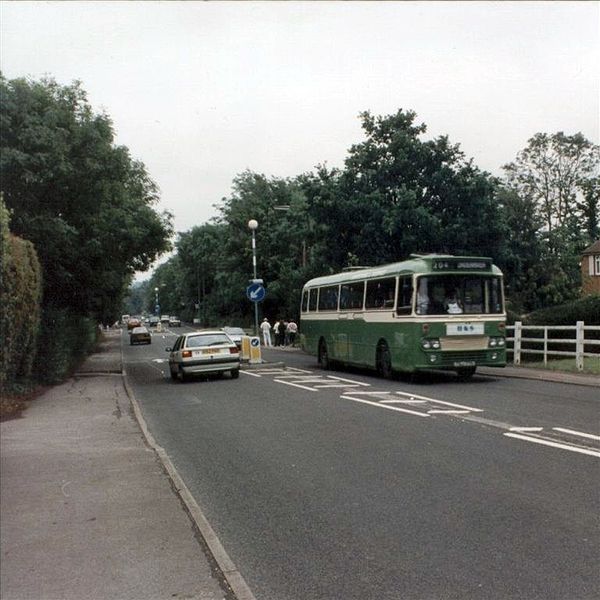 File:Maidstone and District bus route 204.jpg