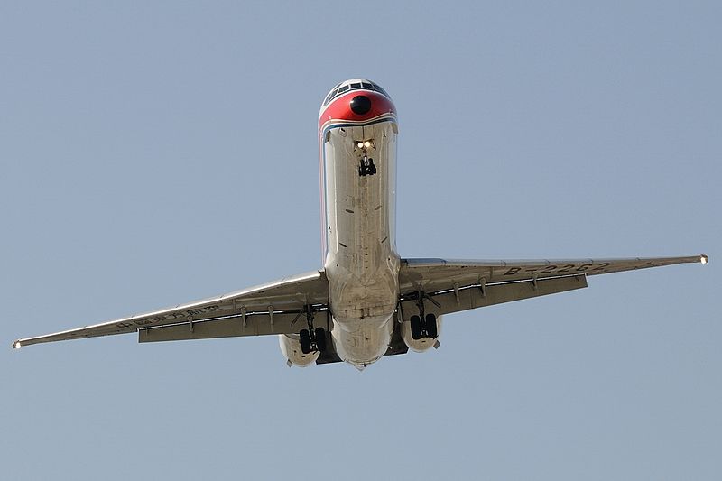 File:McDonnell Douglas MD-90-30, China Eastern Airlines JP6597471.jpg