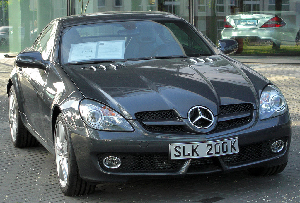 File:Mercedes SLK 200 Kompressor Grand Edition (R171) Facelift front-1  20100515.jpg - Wikimedia Commons
