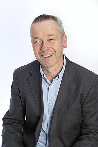 <span class="mw-page-title-main">Mike Nicholls</span> Australian experimental psychology researcher