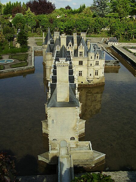 File:Mini-Châteaux Val de Loire 2008 222.JPG