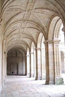 Cloister, Nuestra Senora de la Antigua School in Lugo, Spain Monforte de Lemos - Colegio de Nuestra Senora de la Antigua (PP Escolapios), claustros 6.jpg