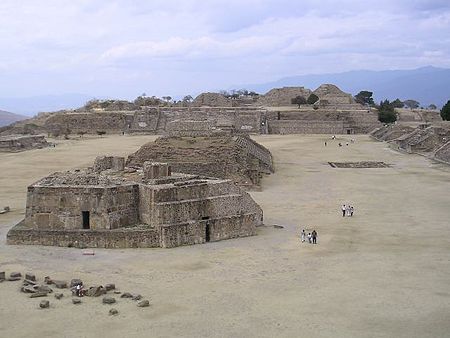 Tập_tin:Monte_Albán_archeological_site,_Oaxaca.jpg