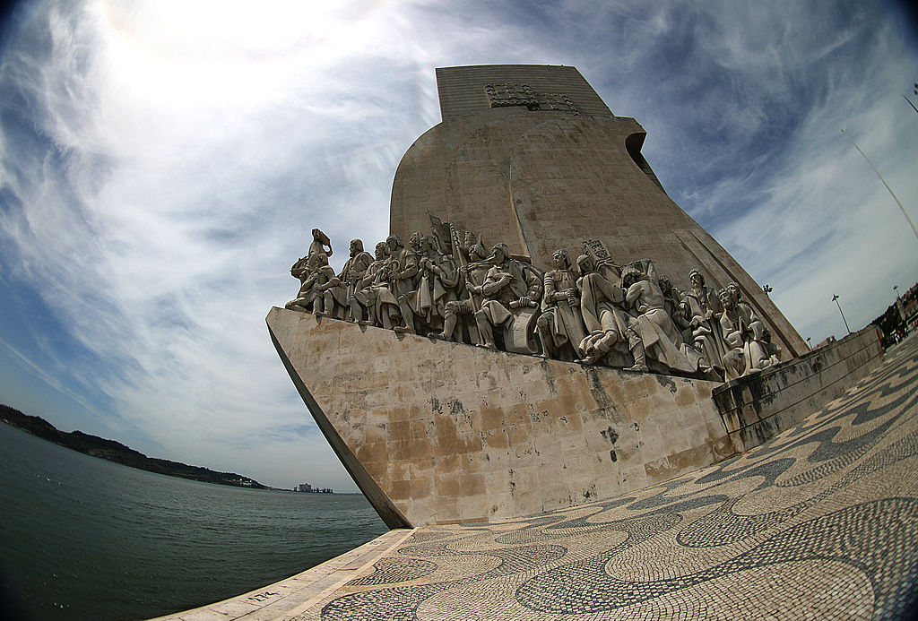  Monumento a los Descubridores