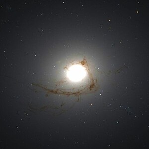 NGC 4696 Hubble WikiSky.jpg