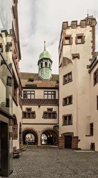 File:Neues Rathaus Freiburg jm4068.jpg