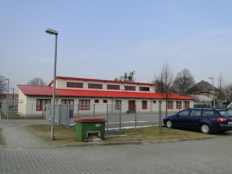 File:Neustadt-Glewe Lederwerk-Gelaende Feuerwehrhaus 2011-02-27 050.JPG