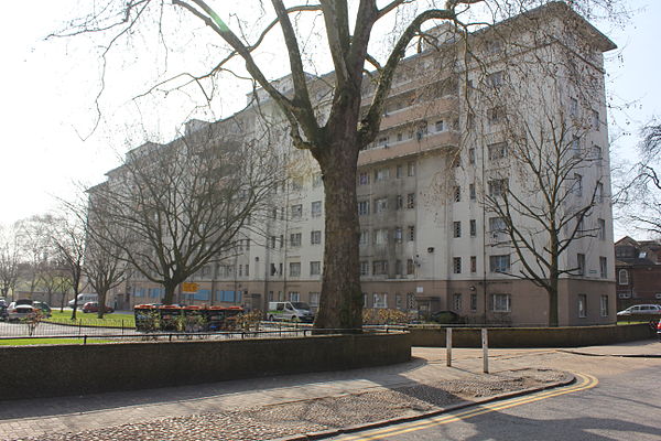 Nicholl House (now demolished) was part of the Woodberry Down Estate. It has been falsely reported that the building featured in the film Schindler's 