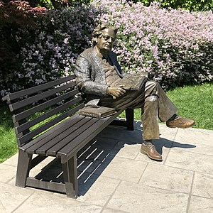 Statue of Northrop Frye