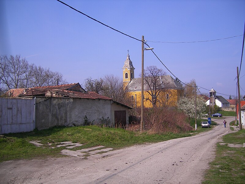 File:Oroszlány061.JPG