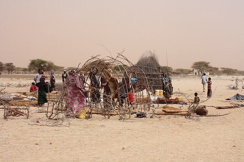 File:Oxfam East Africa - Women making a new house 01.jpg