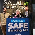 Patty Murray advocates for SAFE Banking Act in 2022