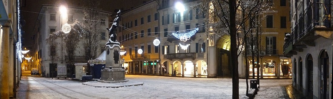 Varese egy téli utcaképe