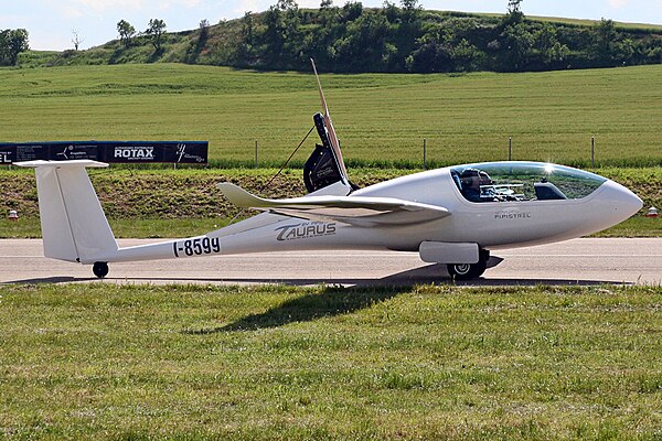 Электрический пипистрель. Мотопланер "Taurus". Pipistrel Taurus. Pipistrel Taurus Electro g4. Планер Pipistrel.