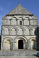 Façade de l'église Saint-Cybard de Plassac, Plassac-Rouffiac, Charente, France.