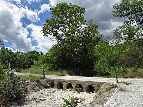 Submersible bridge