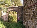 Porta sud e torretta cilindrica, dall'altro lato.