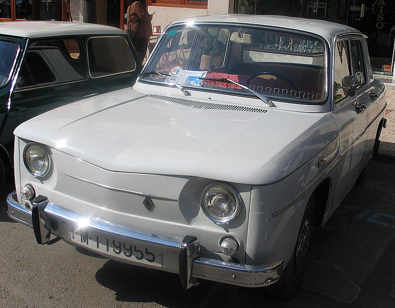 Renault 8 -