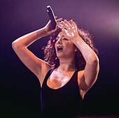 Lorde performing "Sober" at Roskilde Festival in June 2017 RF 3006 Lorde@Arena Krists Luhaers-8 (35860065056) (cropped).jpg