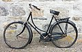 Raleigh lady's loop frame bicycle 1930s.jpg