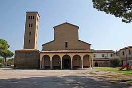 Ravenna, biserica Santa Maria din Porto Fuori (01) .jpg