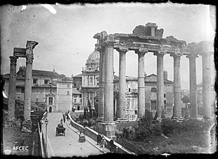 Foro Romano: Descrizione storica, Edifici e monumenti, La pavimentazione