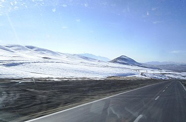 Road near Aligoudarz in winter