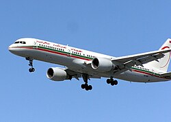 الاقتصاد المغربي 250px-Royalairmaroc.b757.arp.750pix