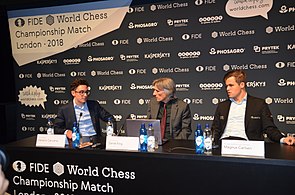 Rueda de prensa mundial ajedrez.jpg