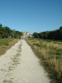 Sacbe Paved roads linking ancient Mayan cities