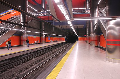 Cómo llegar a Estación de San Fermín-Orcasur en transporte público - Sobre el lugar