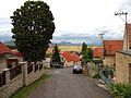 Čeština: Silnice od Hazmburka v Sedlci. Okres Litoměřice, Česká republika. English: Road from Hazmburk in Sedlec village, Litoměřice District, Czech Republic.