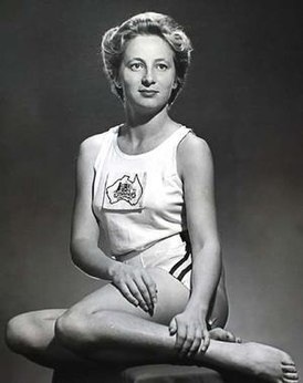 Shirley Strickland 1948.jpg