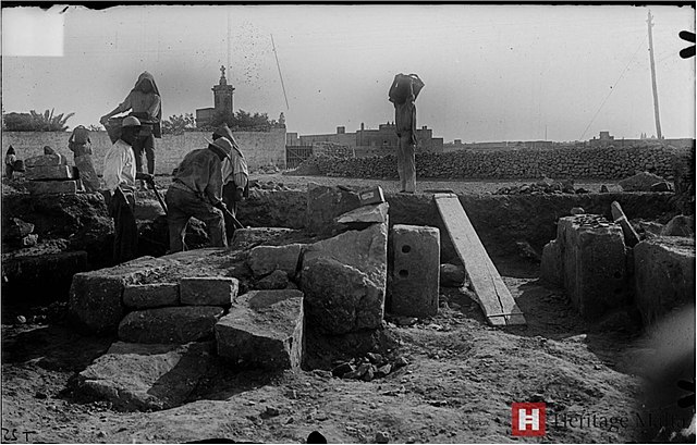 Excavation of the Tarxien temples. Photo by Themistocles Zammit, 1915