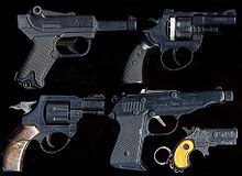 Cap guns, 2005 Spring operated gun toys.JPG