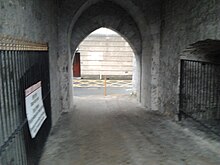 Сент-Джон ауруханасы Arch Limerick.jpg