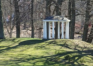 Ekotemplet i parken.