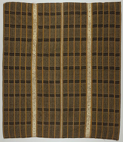 415px-Tapis_(skirt)_(Indonesia),_late_19th_century_(CH_18490355-2).jpg (415×479)