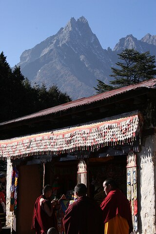 <span class="mw-page-title-main">Mount Khumbila</span> Mountain in Nepal