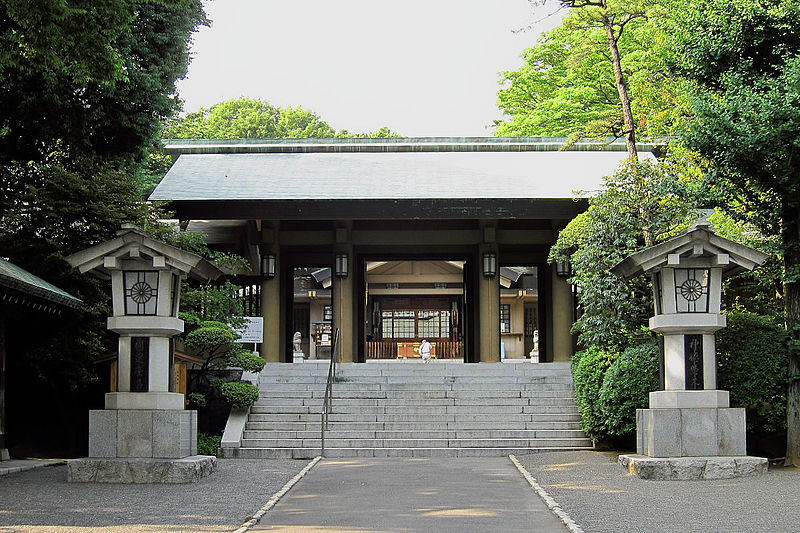 File:Togo-Shrine-Harajuku-02.jpg